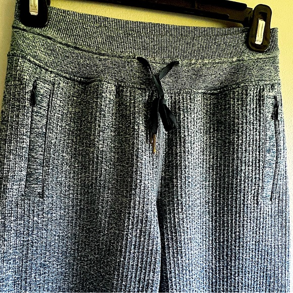 Lululemon Ribbed Drawstring Pants - Picture 3 of 6